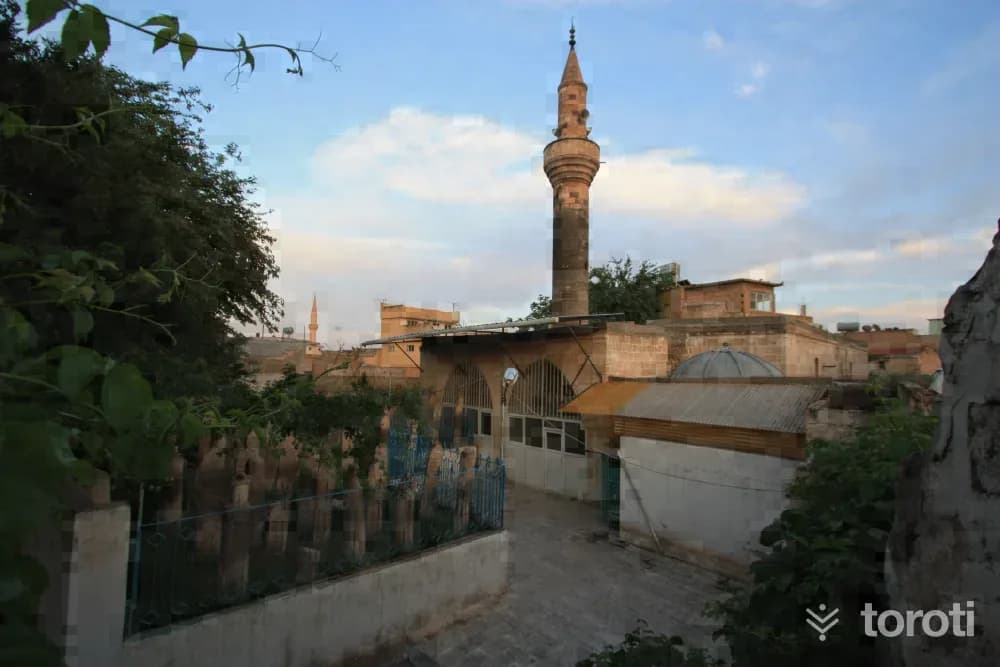 Hekim Dede Cami