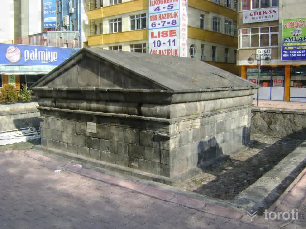 Roma Mezarı