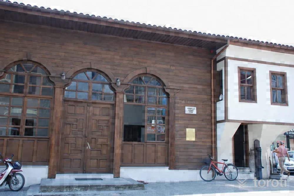Yeşilli Cami / Hisariçi Camisi