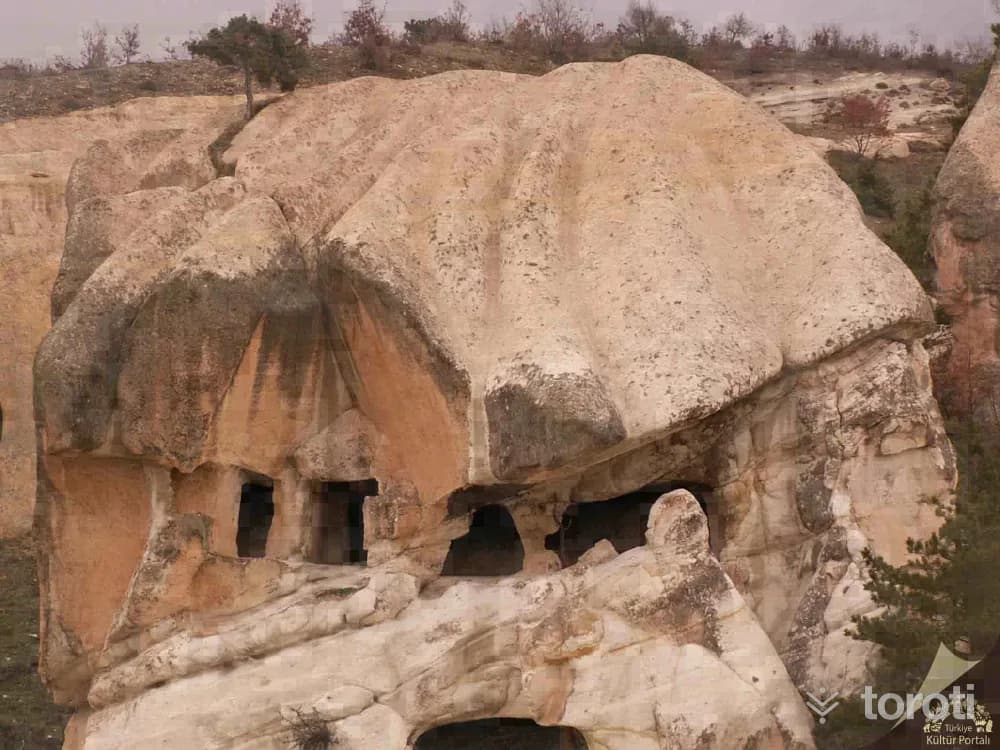 Kiyir Kayaliklari