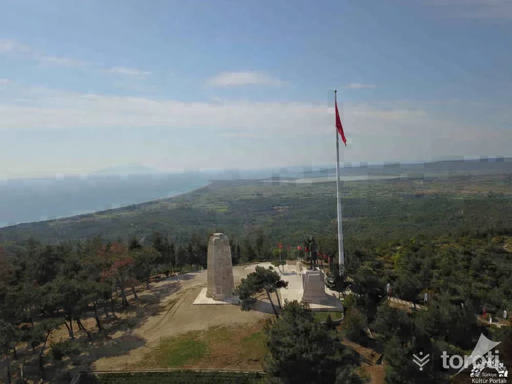 Conkbayiri Atatürk Zafer Anıti