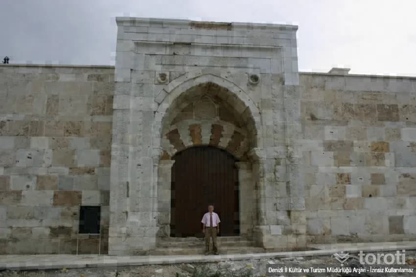 Akhan Kervansarayı