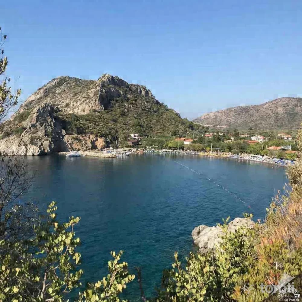 Kizilbük Ve Hayitbük Koylari