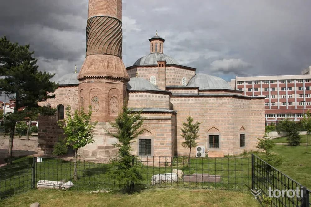 Karacabey Cami