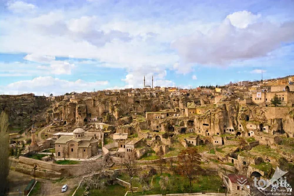 Aksaray Manastir Vadisi