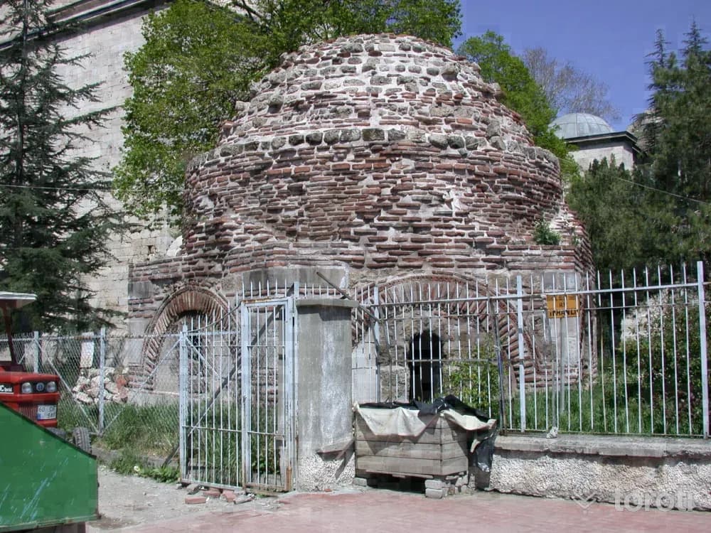 Burgaç Hatun (bibi Hatun) Türbesi